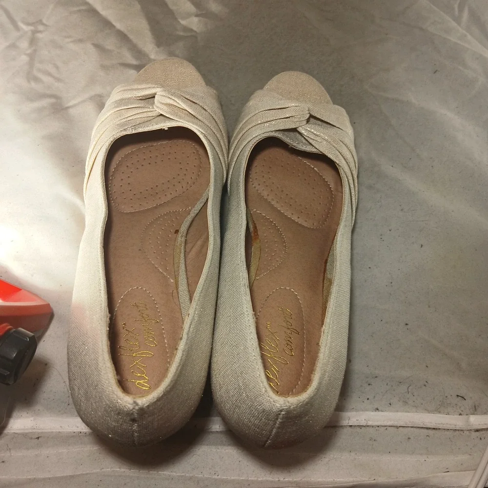 Dexflex‎ Comfort Peep Toe Wedge 7.5 Champagne Gold Shimmer Cork Wedding Guest